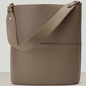 Freja New York Tall Tote Taupe